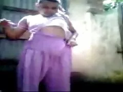 પિતા અને સેક્સી ભાભી પુત્રી વચ્ચે વ્યભિચાર