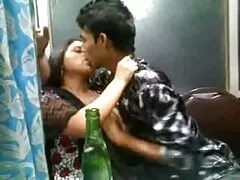 ગામ રોમાંસ તેલુગુ સેક્સી aunties