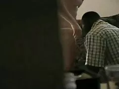 આસપાસના ચુંબન xnxx મમ્મી હોટ