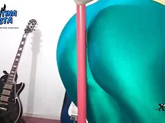 અંગૂઠા પર રડવું હોટ મમ્મી porn
